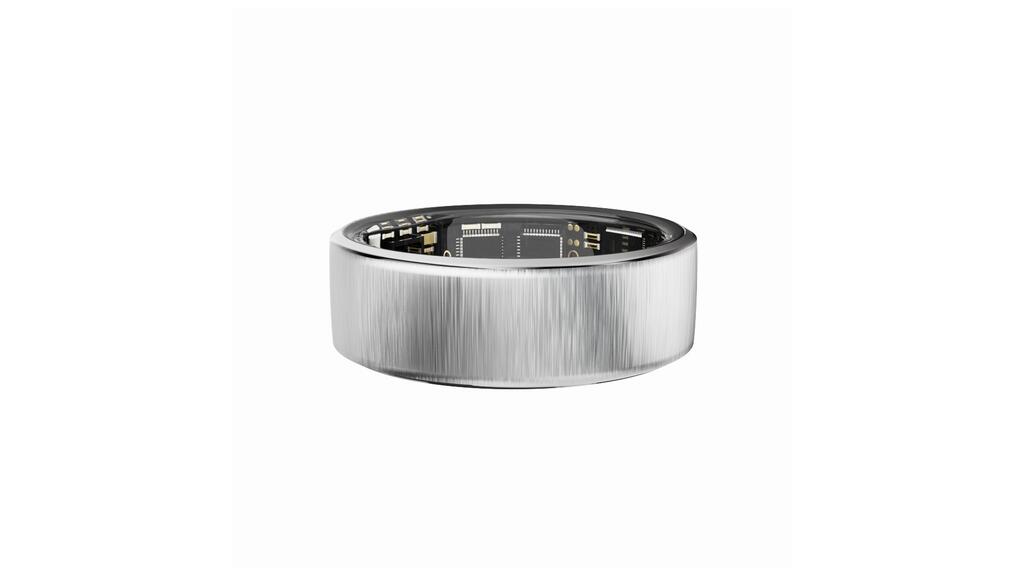 The Desert Snow smart ring, seen here in a rendering, is made of platinum, designed to look like snowflakes in the sun. Rare smart ring Desert Snow