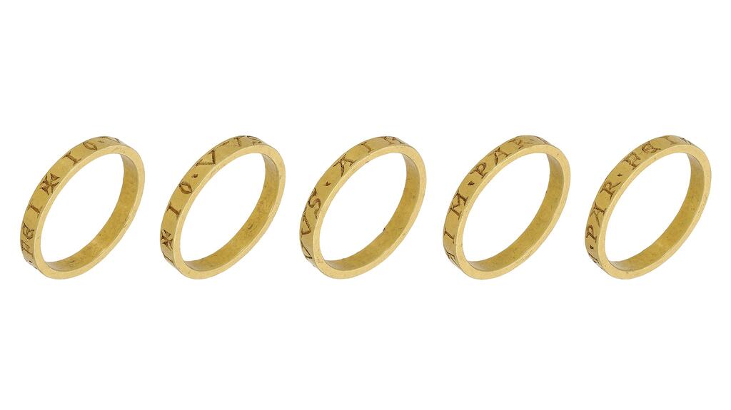 Medieval posy ring