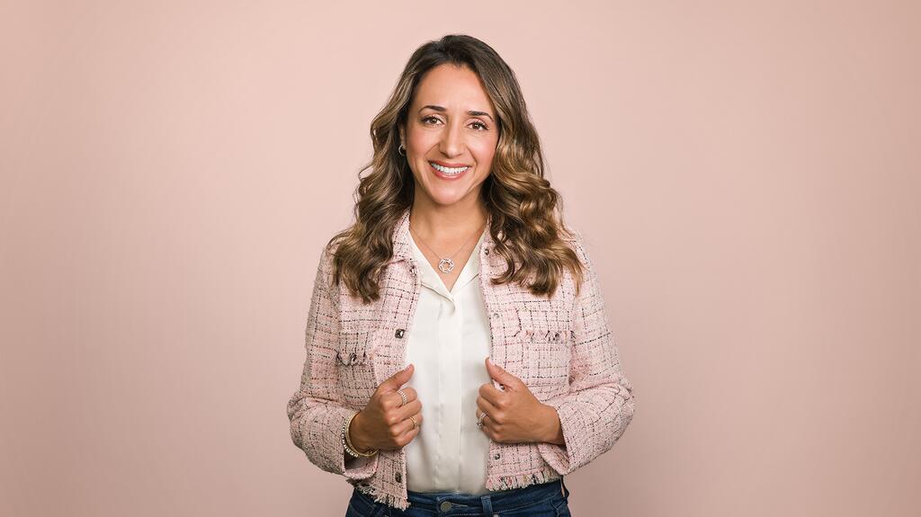 Angela Karaguezian