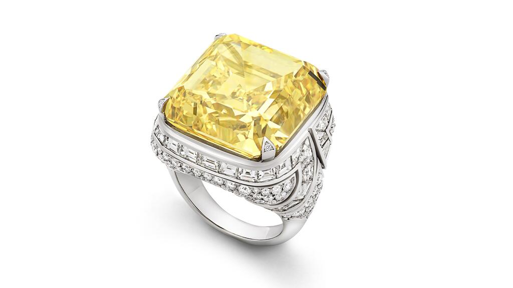 Bulgari Essence of Yellow Ring